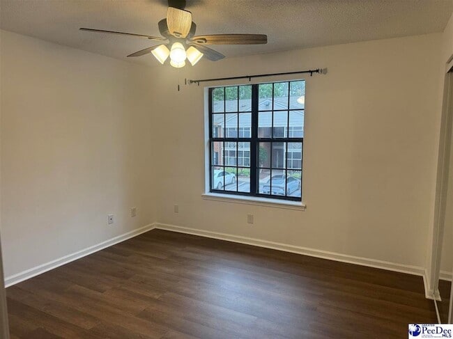 Building Photo - 1219 Brittany Dr