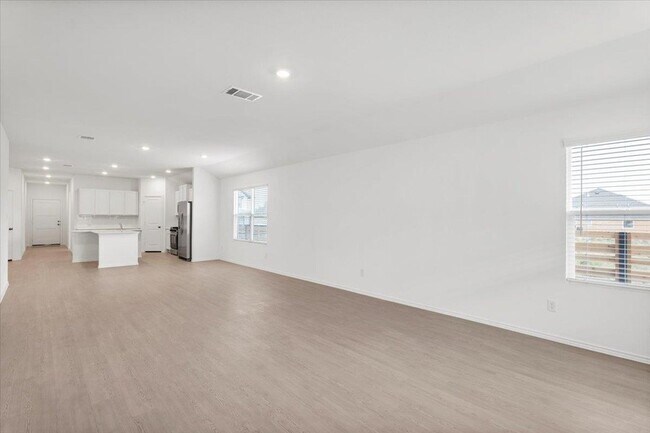 Building Photo - 316 Keefer