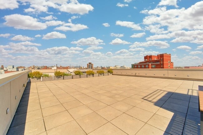 Building Photo - Luxury One Bedroom in Bushwick