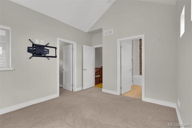 Building Photo - 595 S Corona St