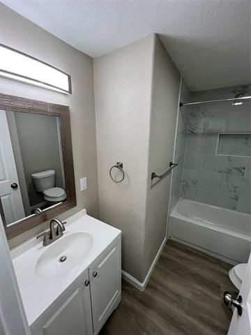 Building Photo - 6410 Lovett Ave