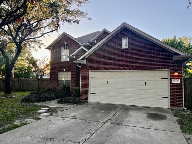 Building Photo - 18410 Green Cypress Ct