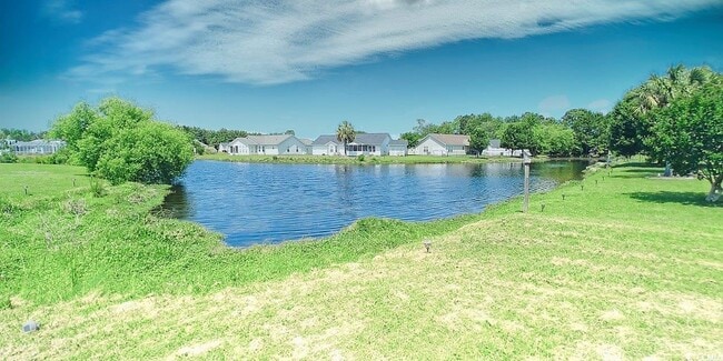 Building Photo - 1289 Gailard Dr