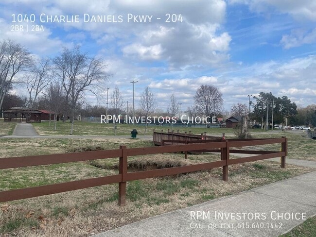 Building Photo - 1040 Charlie Daniels Pkwy