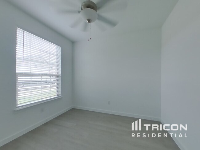 Building Photo - 2708 Brushy Lk Dr