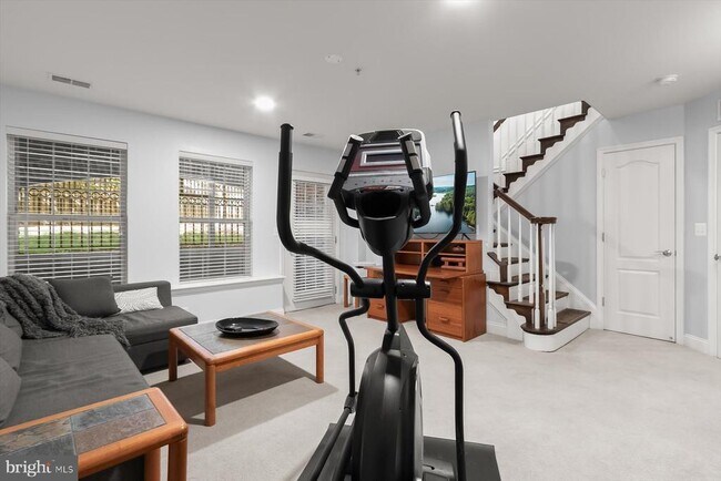 Building Photo - 7207 Phelps Hill Ct