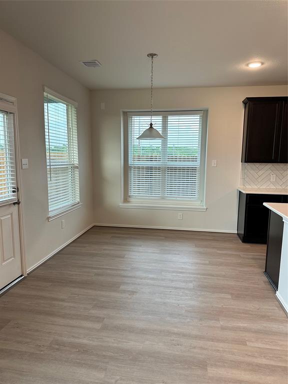 Building Photo - 652 Woodhaven Lks Dr