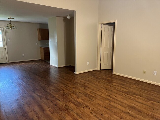 Building Photo - 5314 Tallowpine Terrace