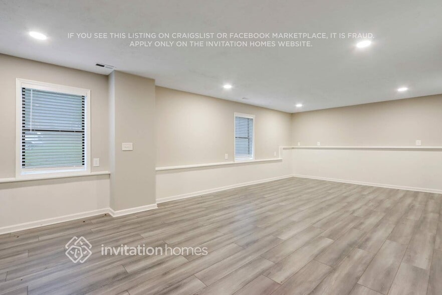 Building Photo - 799 Lost Creek Cir