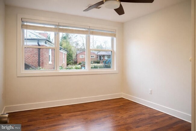 Building Photo - 1633 Kalmia Rd NW