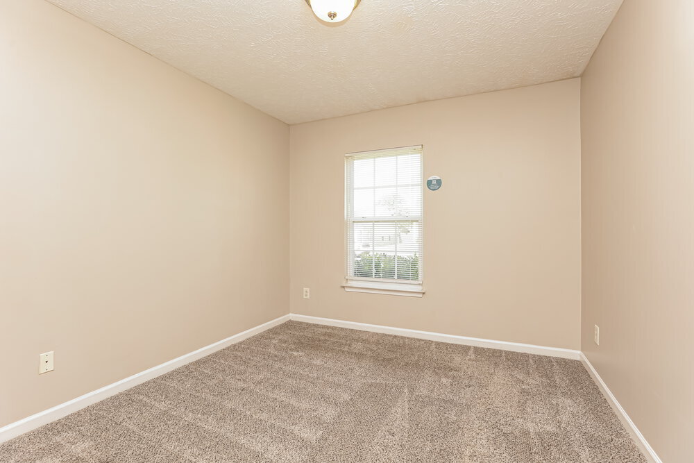 Building Photo - 165 Howard Woody Dr