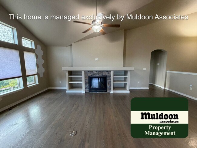 Building Photo - 6141 Rowdy Dr