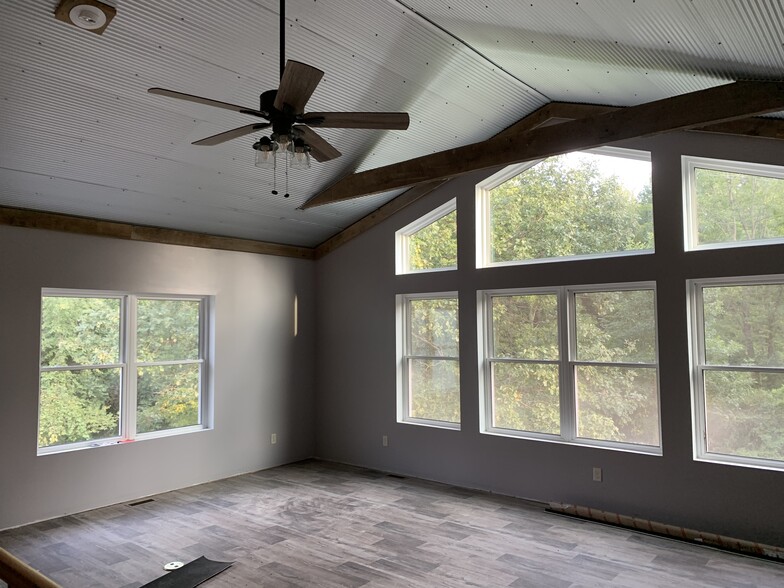 Great Room - 501 E Winona Beach Dr