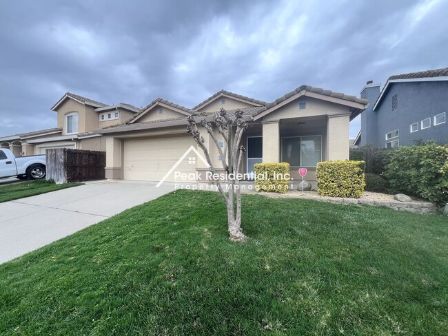 Building Photo - Wonderful 3bd/2ba Elk Grove Home With Sunr...