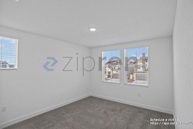 Building Photo - 426 Gold Coast Rd