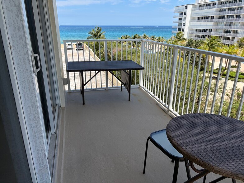 Ocean View Balcony - 3540 S Ocean Blvd