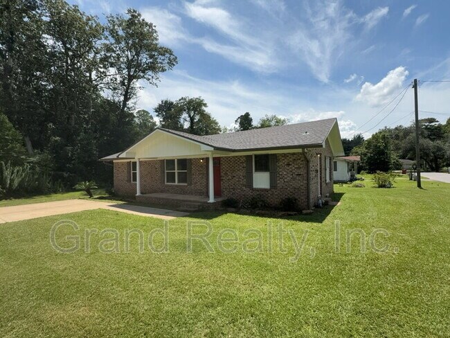 Building Photo - 6709 US-90