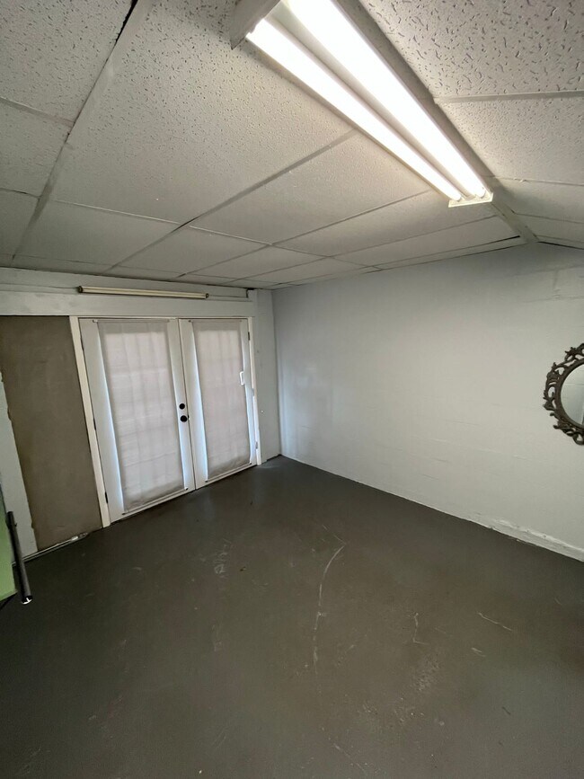 Building Photo - 4620 Aegean Ave