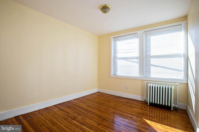 Building Photo - 805 White Horse Pike