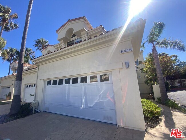 Building Photo - 6483 Zuma View Pl