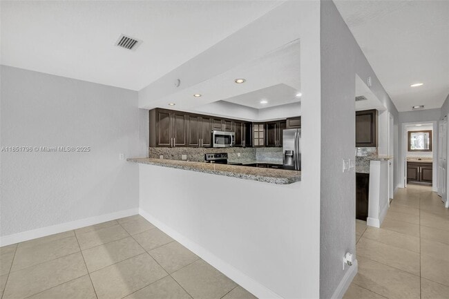 Building Photo - 22845 Ironwedge Dr