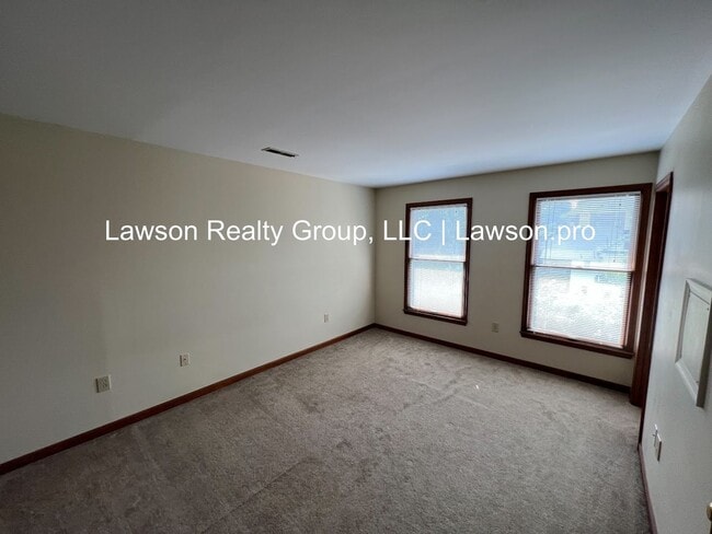 Building Photo - 2217 Jefferson St SW