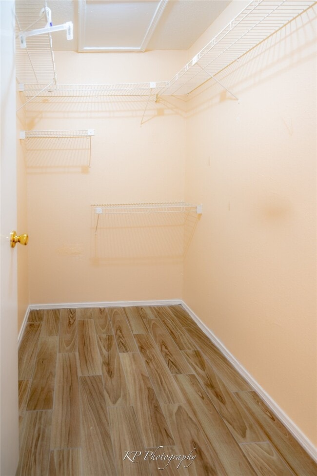 Building Photo - 12500 Sandpiper Dr