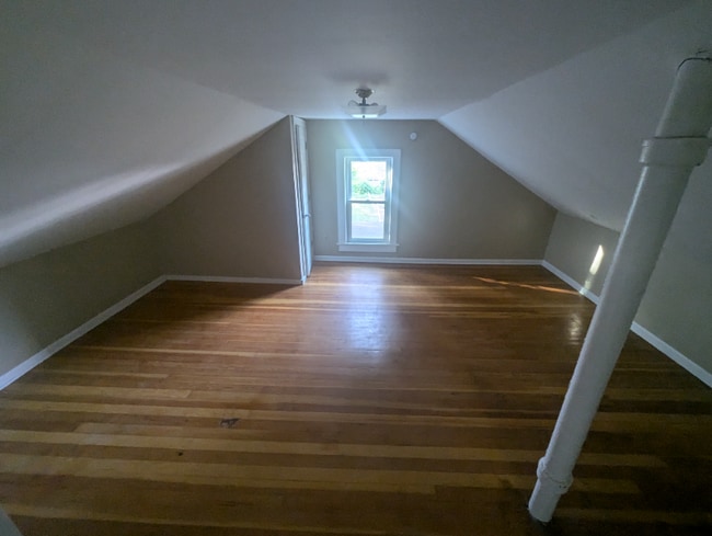 Building Photo - 410 W 23rd St