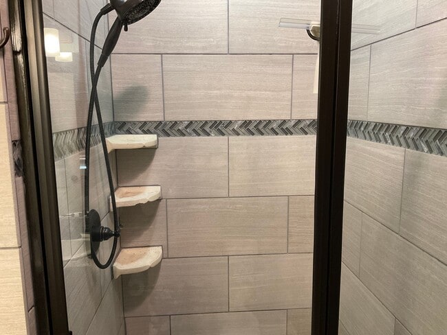 Building Photo - 20535 Autumn Trail