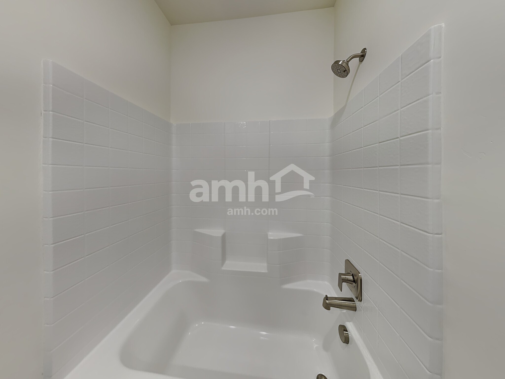 Building Photo - 1349 Marysville Ave