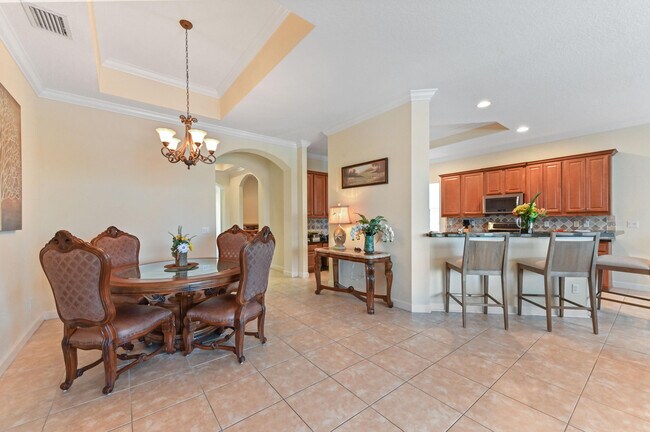 Building Photo - 9220 Short Chip Cir