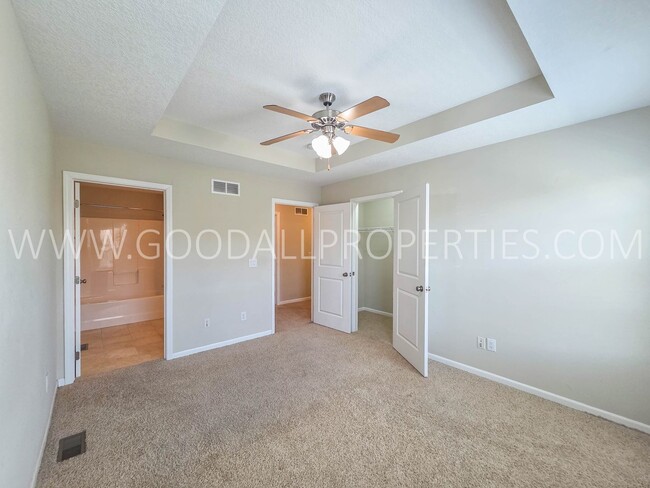 Building Photo - West Des Moines Townhome with Garden Space, Flex Room & Waukee Schools