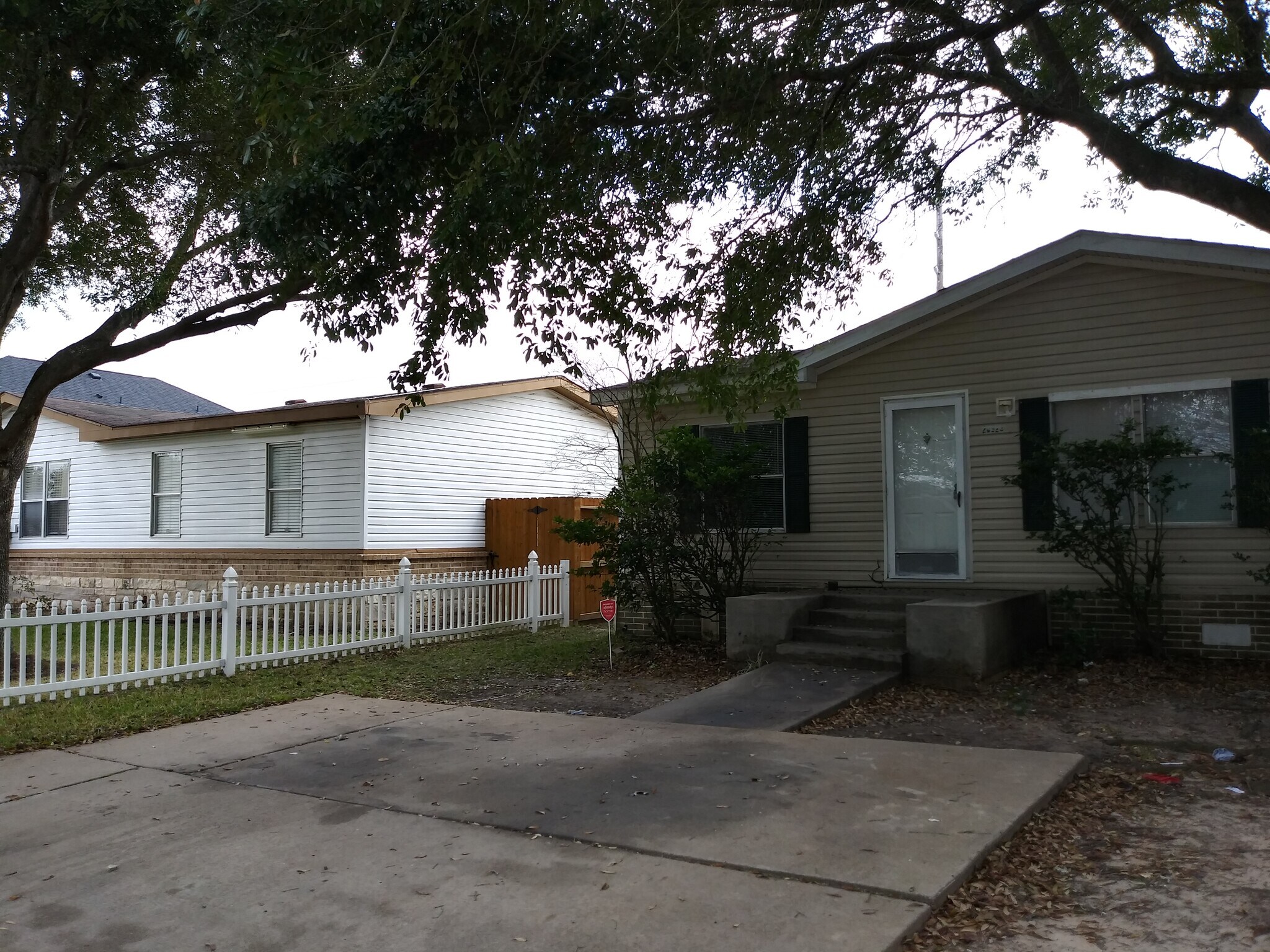 Building Photo - 20323 Mountaindale Dr