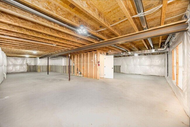 Building Photo - 6800 Green Isle Ln