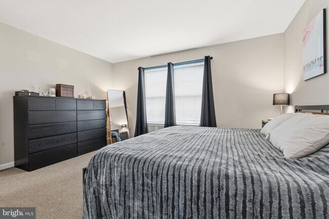 Building Photo - 12219 Stevenson Ct