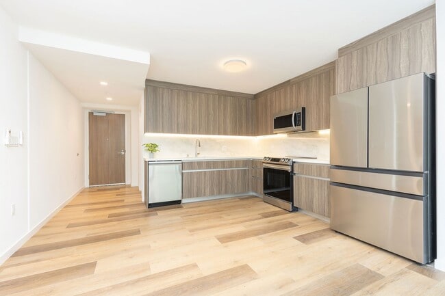 Building Photo - Brand FULLY FURNISHED New 1 Bedroom | 1 Bathroom The Park on Keeamoku