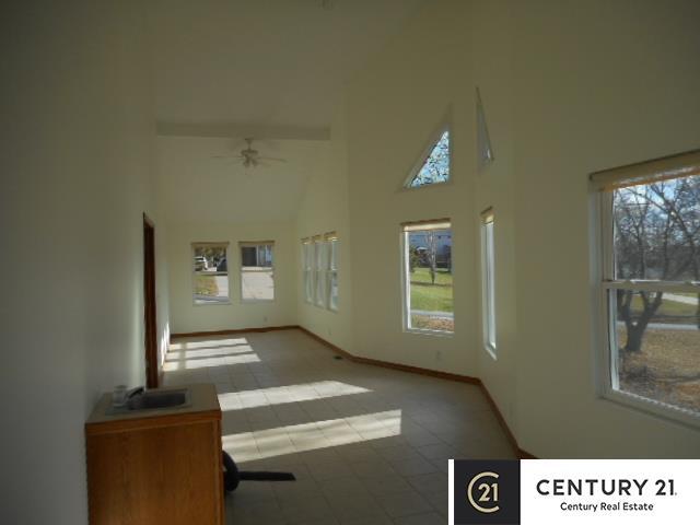 Building Photo - 4801 Hiland Dr