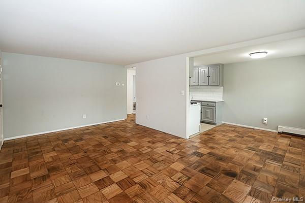 Building Photo - 178 Jervis Ave