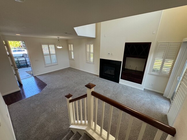 Building Photo - 804 Titanium Ln