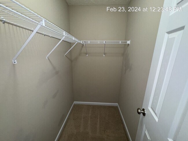 Building Photo - 4937 Yorkchester Dr