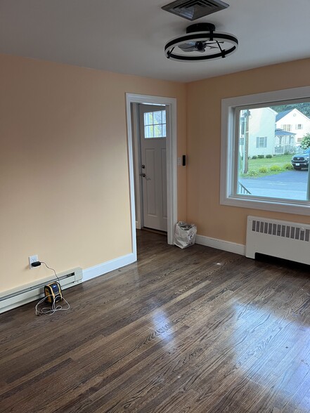 Bonus Room - 48 Aberdeen Rd
