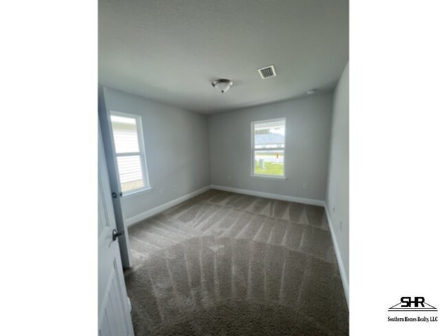 Building Photo - 408 Hilburn Ln