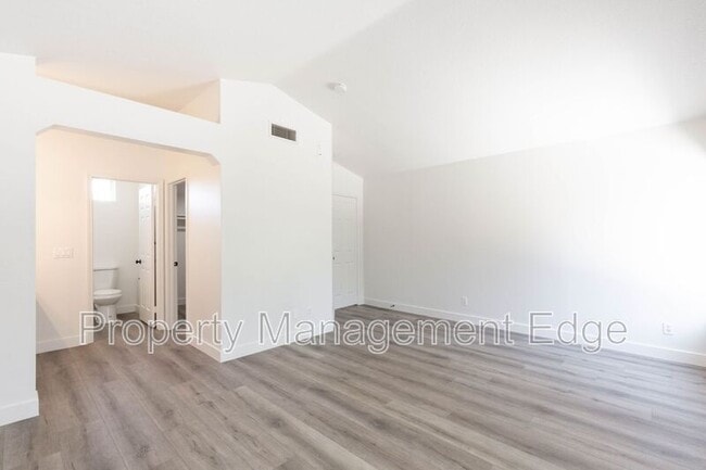Building Photo - 24078 Whistling Swan Rd