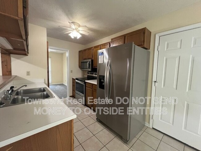 Building Photo - 5038 Linton Hall Rd