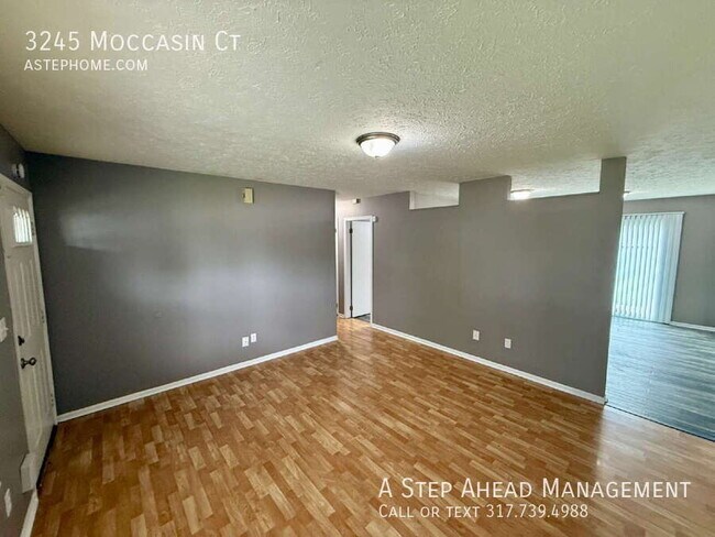 Building Photo - 3245 Moccasin Ct