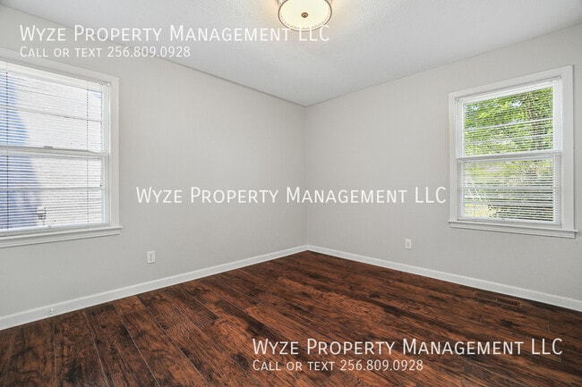 Building Photo - 1703 Sandlin Ave SE