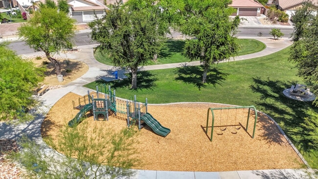 Building Photo - 45460 Coldbrook Ln