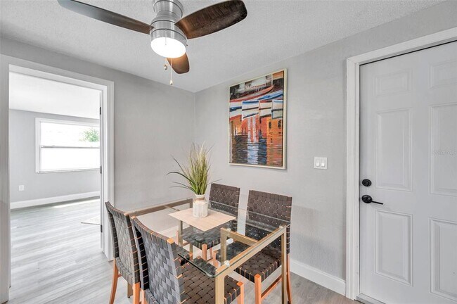 Building Photo - 7104 Castanea Dr