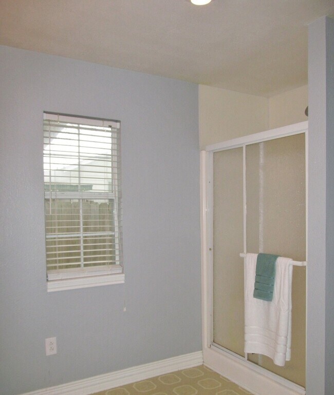 Building Photo - 3 BEDROOM CLOSE TO UMHB