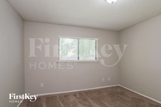 Building Photo - 2306 Peaceful Valley Dr